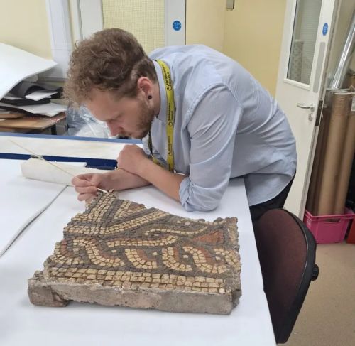 4th July – Mosaic Makeover – The History Store